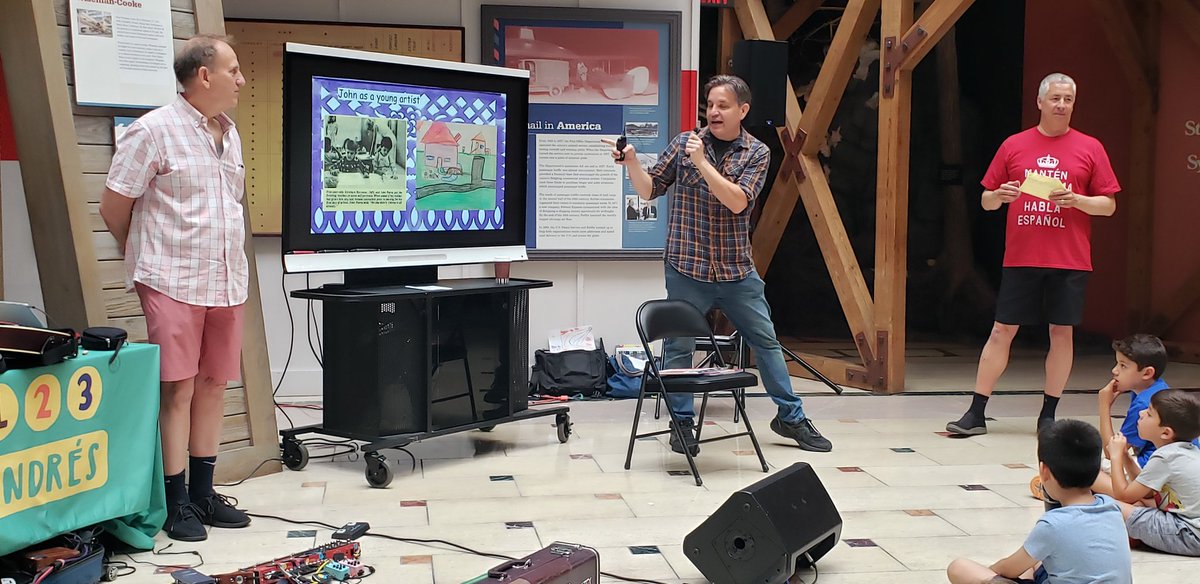 Attended the wonderful Spanish is the Language of My Family Book Festival at the US Postal Museum on Saturday.  Loved meeting author @MGenhart and seeing @johnparraart again (he is their 2023 Guest Artist and has several virtual events scheduled). Great event!