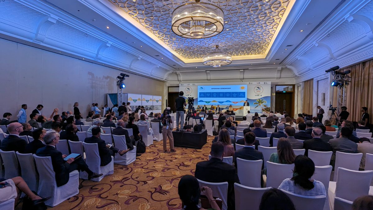 CEMSecretariat's tweet photo. #CEM14MI8 has officially started!!
We are super happy to announce that the 14th Clean Energy Ministerial and the 8th Mission Innovation Meeting have started!
Full list of side events: https://t.co/7ilvfhqLgD
Watch all events online: https://t.co/ab2trRnEBA https://t.co/bYA7Ykh650