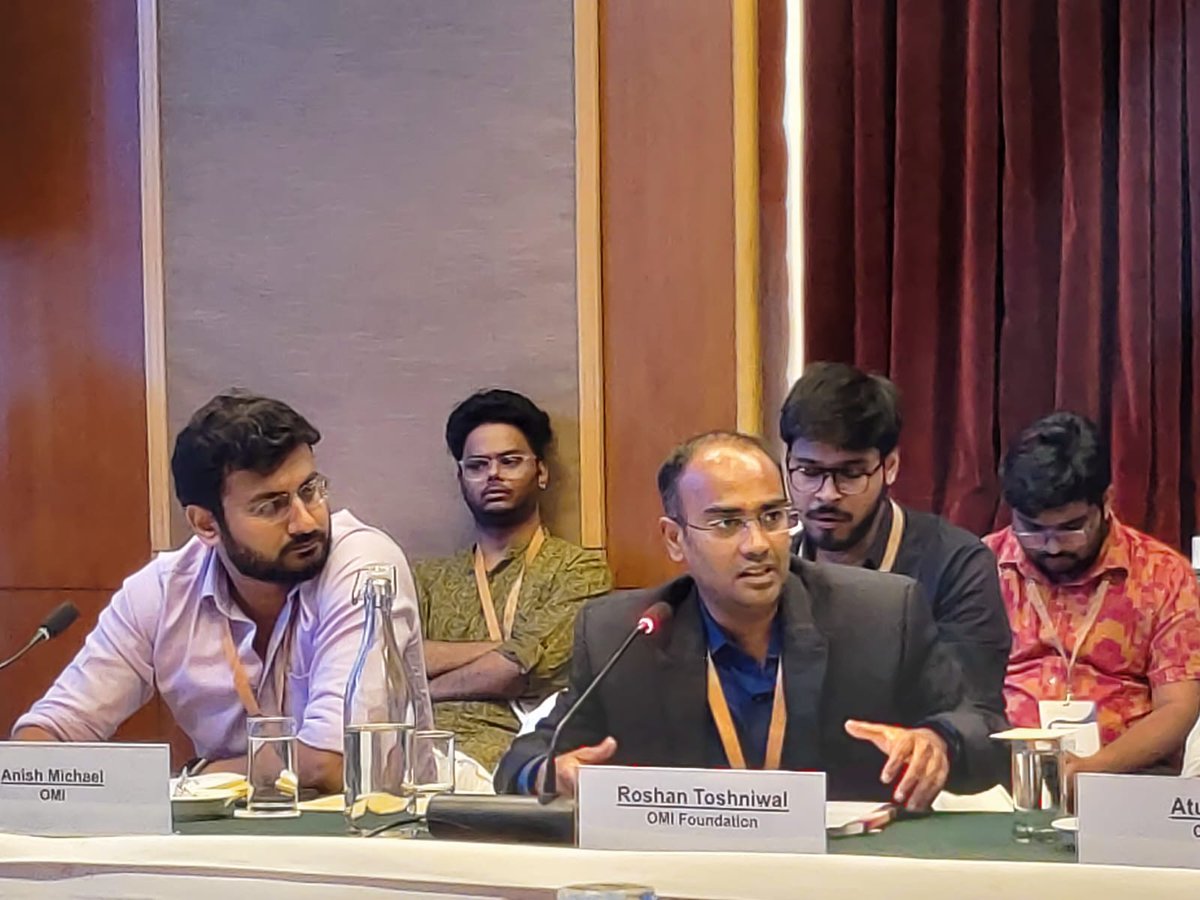 #Expertspeak @RoshanToshniwal @AnishMichael4 Shared their insights on the themes of Seamless Connections: Embracing Innovation to Enhance Multimodality in Mass Transit during #ConnectKaro2023 by @WRIIndia #Lastmileconnectivity #WRI #urbanmobility #masstransit