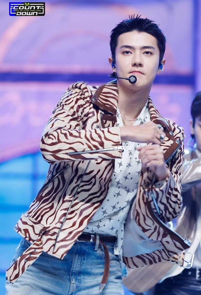 OhLatinoamerica's tweet photo. [WEB] {230718} https://t.co/iAOeJDNagA
Actualización de NAVER con #SEHUN 

"M Countdown 230713 EXO - Cream Soda (EXO - Cream Soda) fotos en el sitio.

Cr. Mnet | Naver

Subido por Oh Sehun 세훈 Latinoamérica
[Bell04 💫]

#EXO #weareoneEXO #exoexist
@weareoneEXO https://t.co/Nsa6g3mVXS
