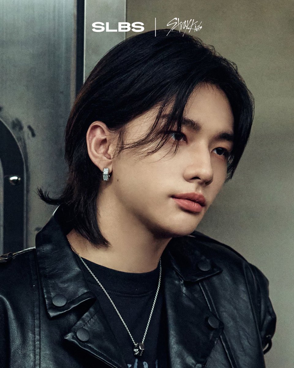 HWANG HYUNJIN??