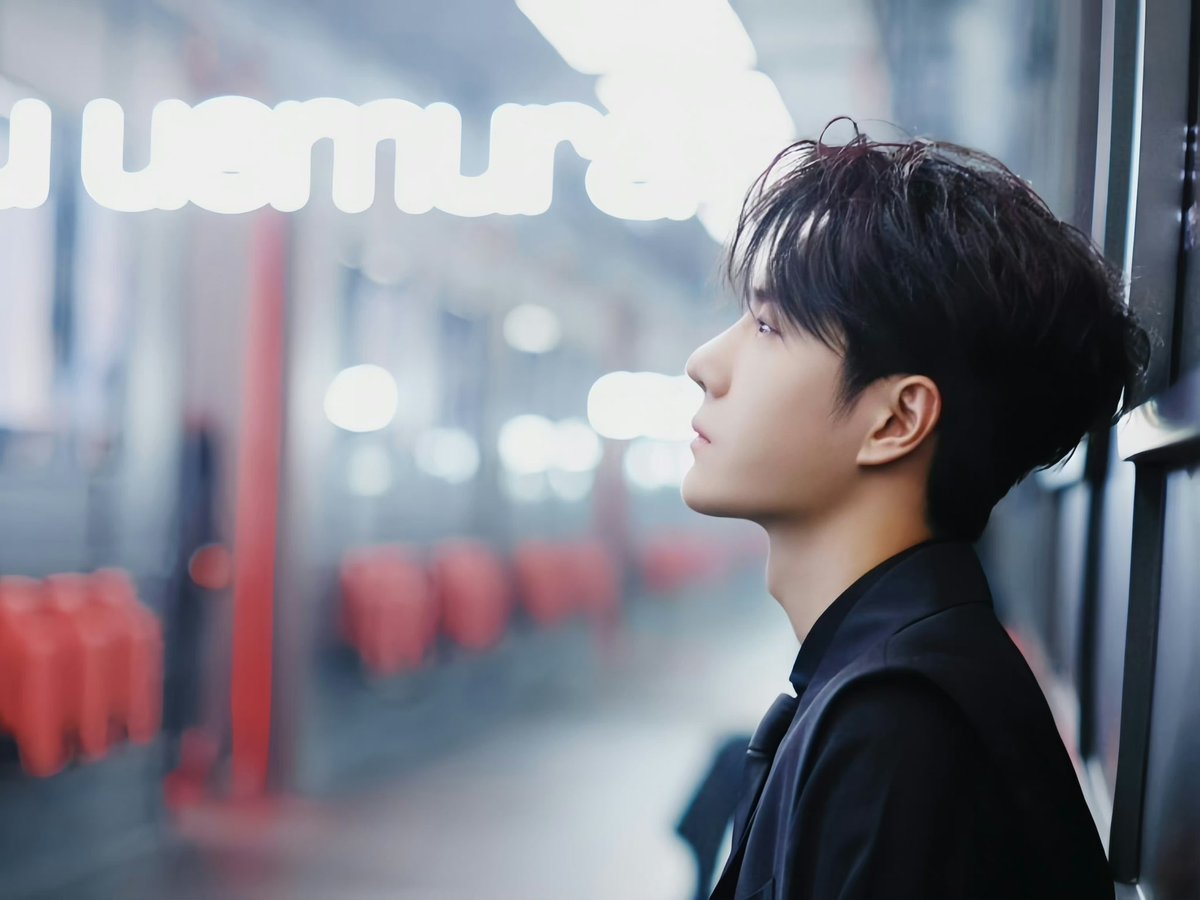yiboxyibo's tweet photo. Would the me who jumped time still be me? https://t.co/WrNpEZxiia