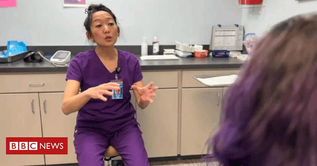 bbcbrasil's tweet photo. 'Quem vai cuidar das pacientes se nos perseguem?': o desabafo de médica que faz abortos legais nos EUA
https://t.co/EvV9xnMZg7 https://t.co/JcW9jYWVkK