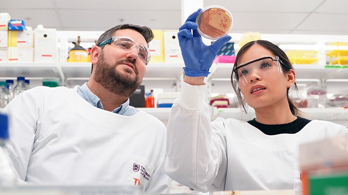 We are excited to be finalists for the 2023 Eureka prize in infectious diseases research! #frazerinstitute #uq #tri #microbiology
frazer.uq.edu.au/article/2023/0…