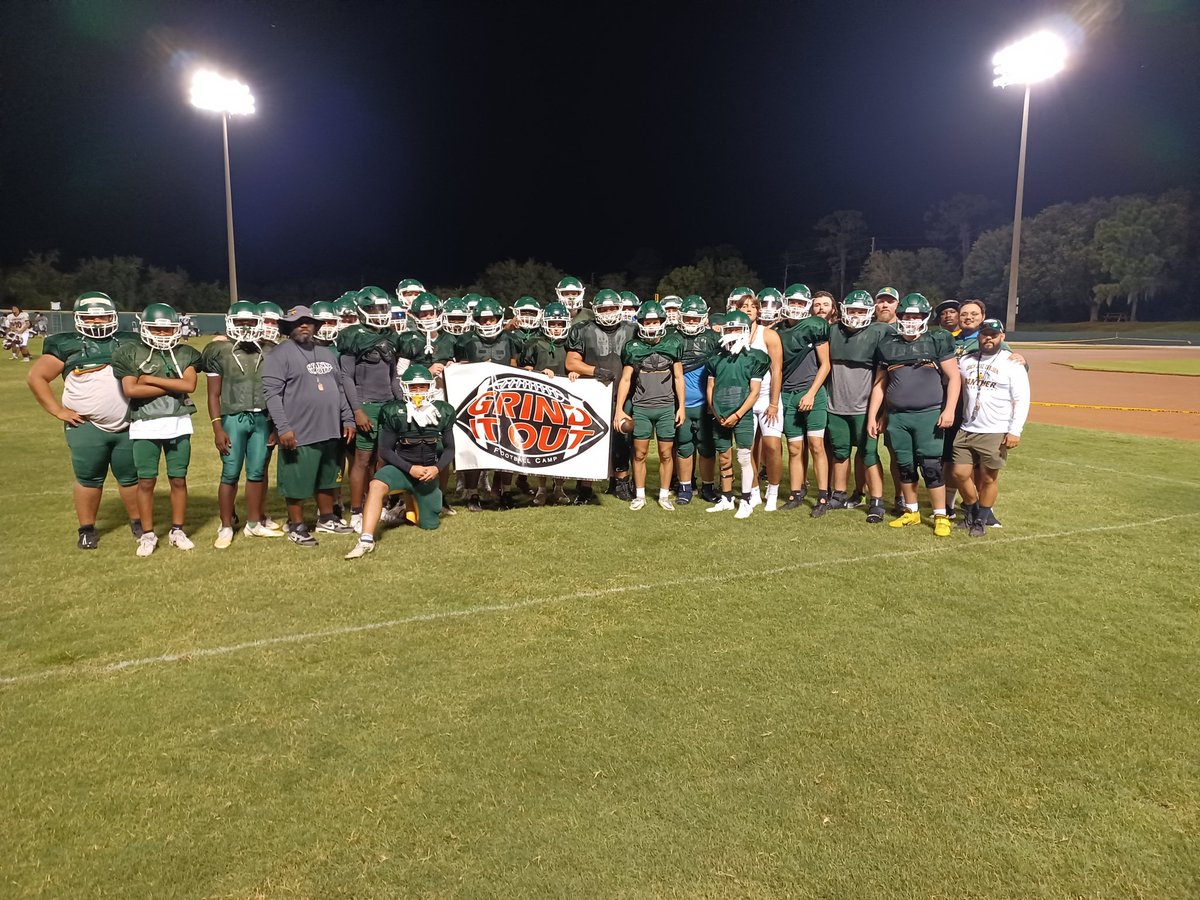 GIOTeamCamp's tweet photo. Grind It Out Session 2 Lecanto HS @LecantoF https://t.co/zbthAQc15d