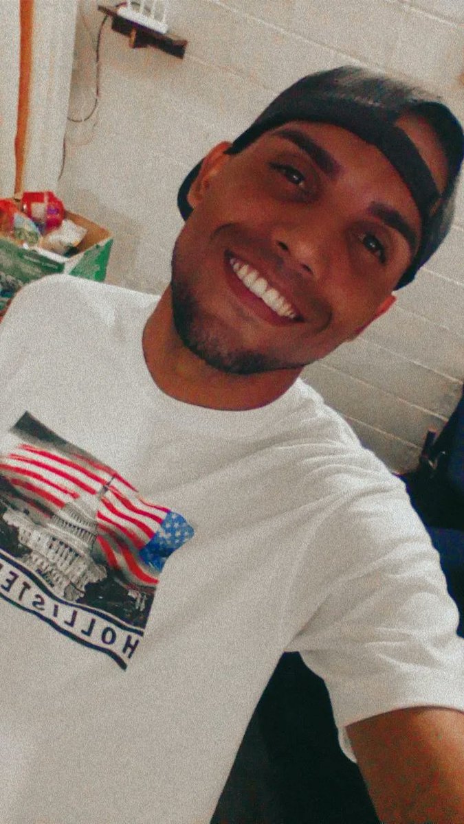 El Lirio de Plata✨ tweet media