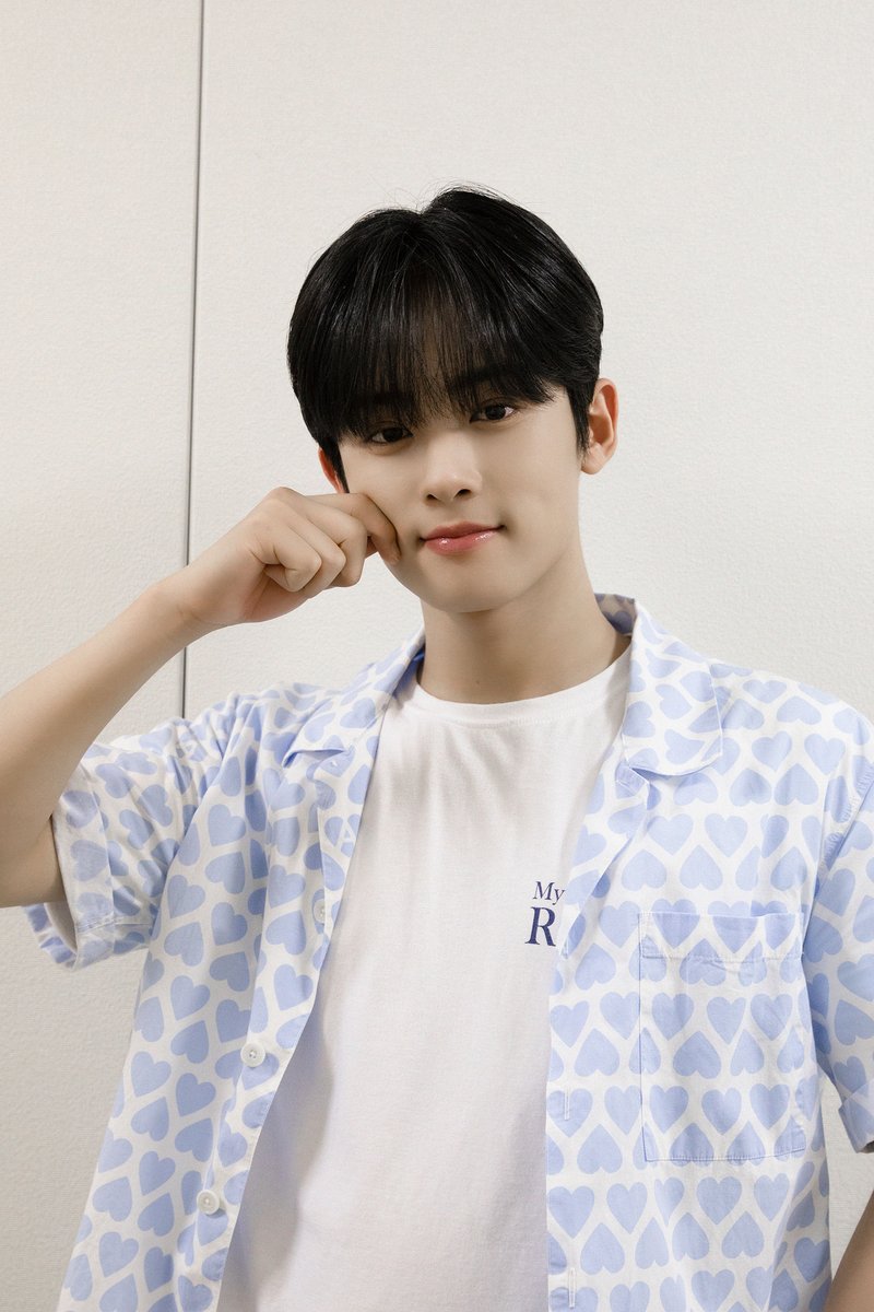 YOUNITE_offcl's tweet image. [📋] YOUNITE 4TH EP '빛 : BIT Part.1' IN JAPAN BEHIND #3 📷

cafe.daum.net/YOUNITE/Ymht/31

#YOUNITE #유나이트 
#빛_BIT_Part1 #WATERFALL 
#브랜뉴뮤직 #BRANDNEWMUSIC