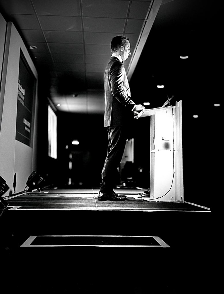 IntegrityClean7's tweet image. Luke Murfitt #Keynote Speaker to 500 entrepreneurs business owners at King Power Stadium, Leicester, football club 🥇 entrepreneurship awards /another standing ovation 👏 #humbled 
@TalkTV