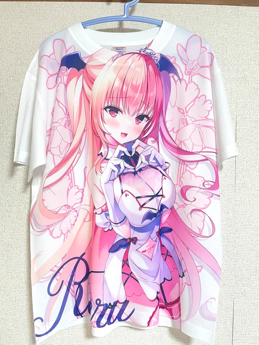 りえるちゃんTシャツこんな感じです!(こちらはSサイズ)