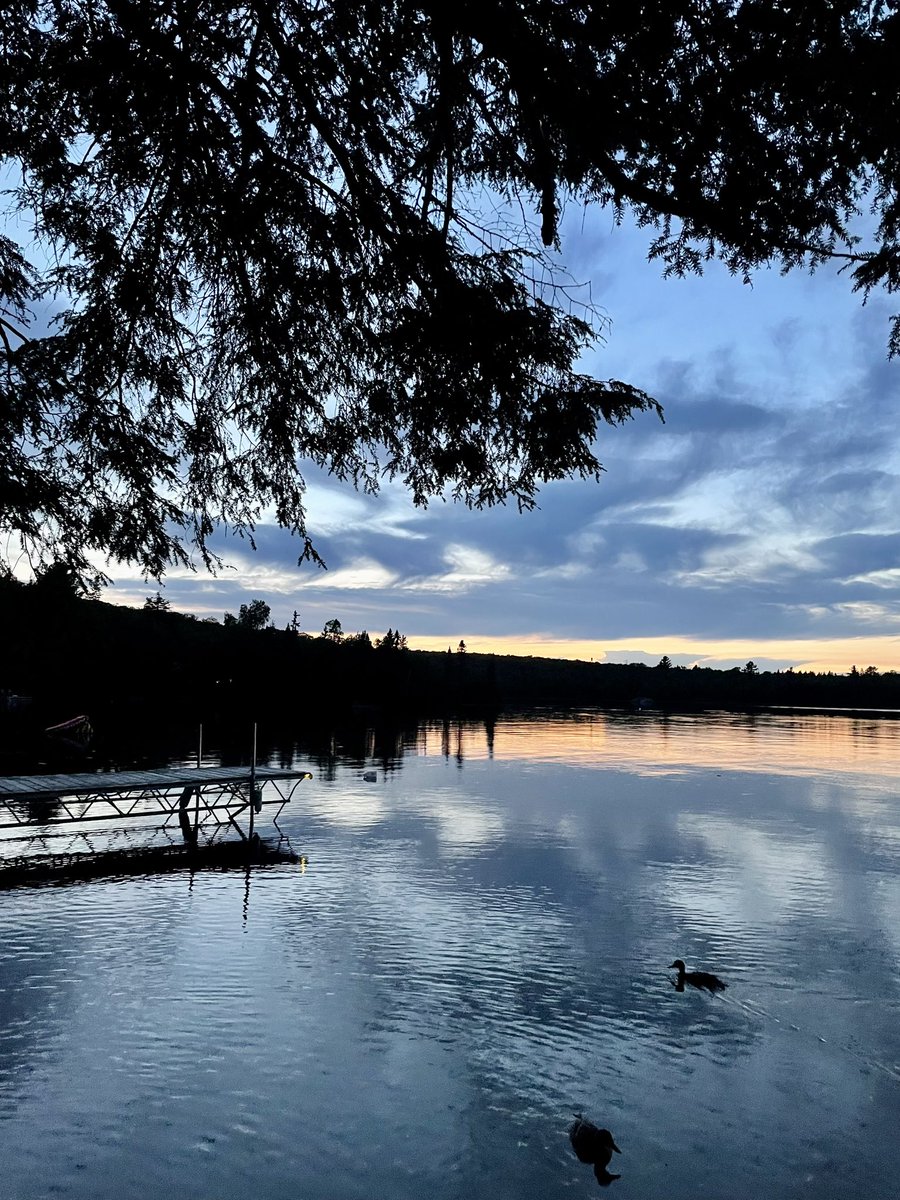 Sunset, campfire &amp; s’mores! Perfect summer evening on Eagle Lake! 😍 🦅