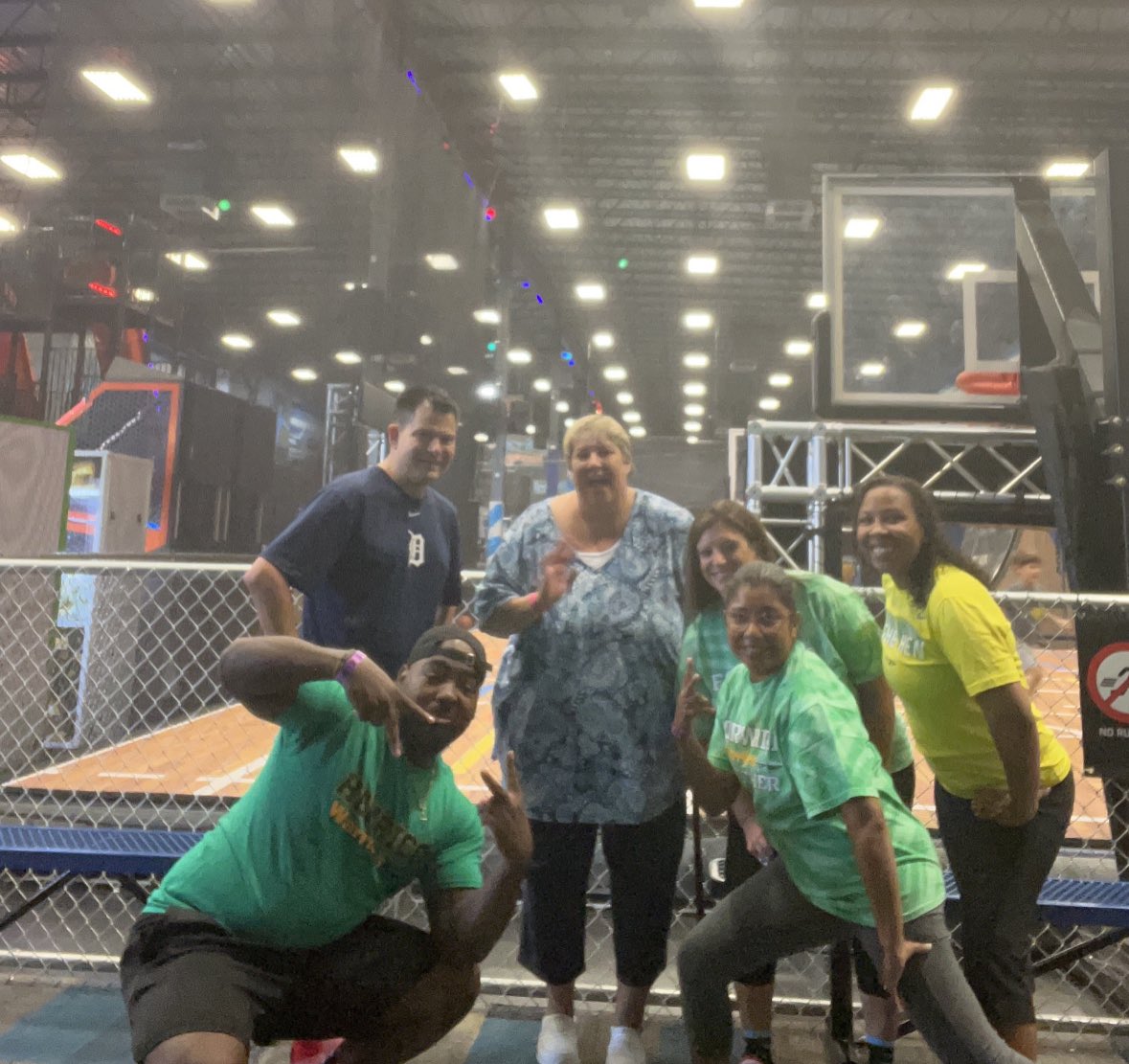 hhs_prncpl's tweet image. Admin Retreat. We were risk-takers and encouragers and laughed incredibly hard! We are ready for the new year 💪🏽 #bestteamever #getexcited 💚💛  @HenricoHighSch @AshleyWalkerMEd @ehphelps @AsprinKroll