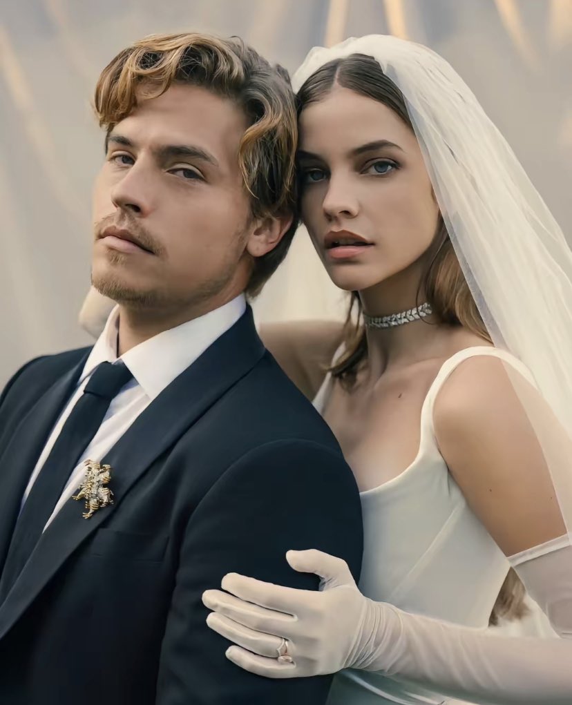 N3urosis's tweet photo. Estoy muy obsesionada con las fotos de la boda de Barbara Palvin y Dylan Sprouse 😭😭 https://t.co/HRIoFyviim
