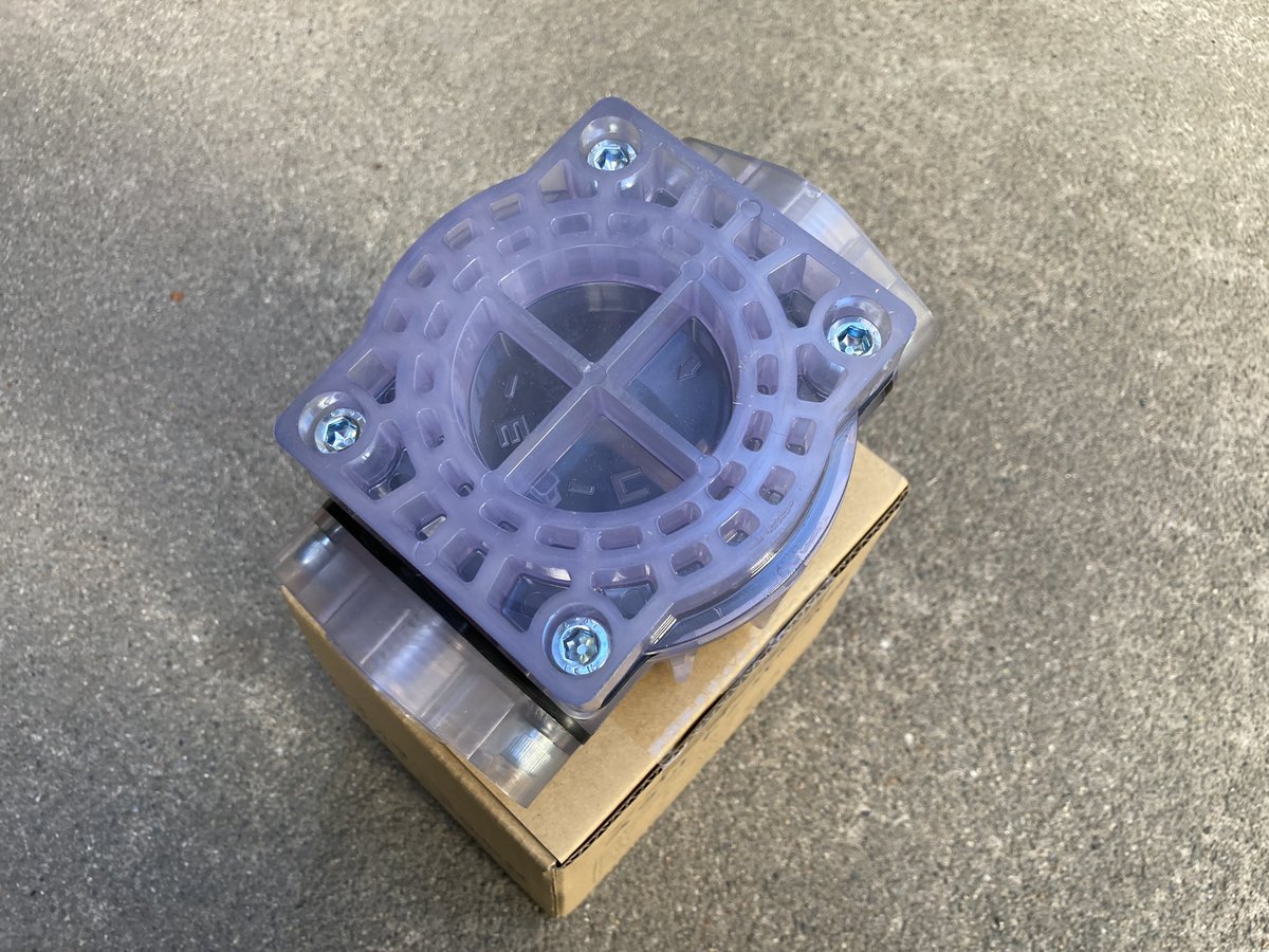 ichiniicamp's tweet photo. これ何かわかる？
これは、ザ・スケルトン砂取り器！
井戸が砂混じりなので、対策として中間に設置予定。
でもその前に、御影砂利を入れると水の色が変わったから、砂抑えと水質浄化のため掘り返して砂利をたっぷり入れよう。
#キャンプ場作り
#キャンプ好きと繋がりたい
#井戸
#井戸掘り
#砂取り器 https://t.co/aJhoLBjXpt