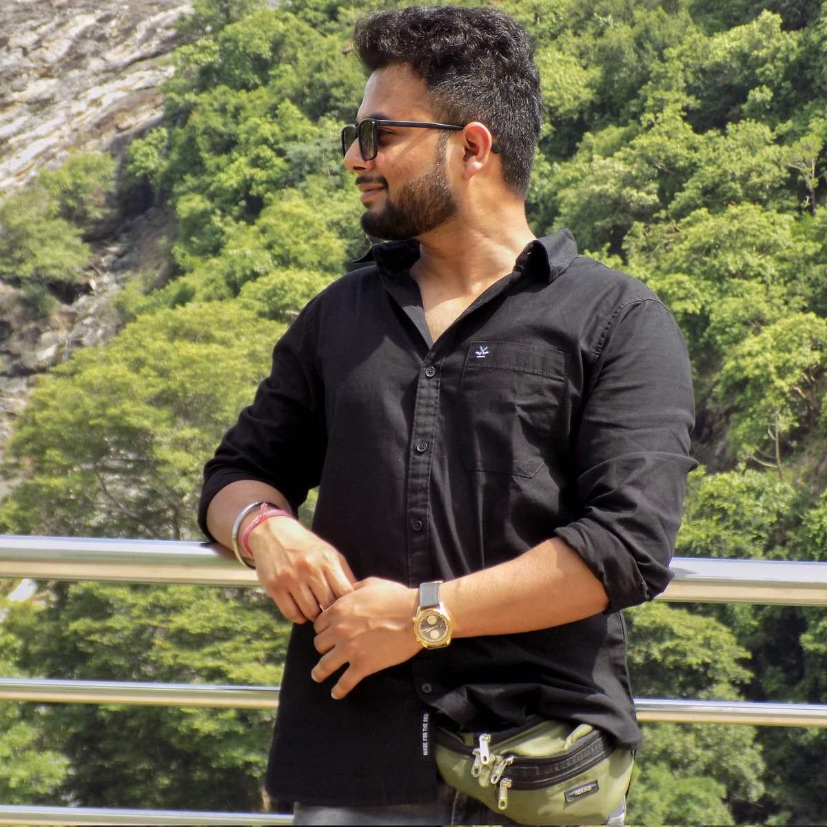 namany144's tweet photo. #NewProfilePic https://t.co/QxuOuiJOFq