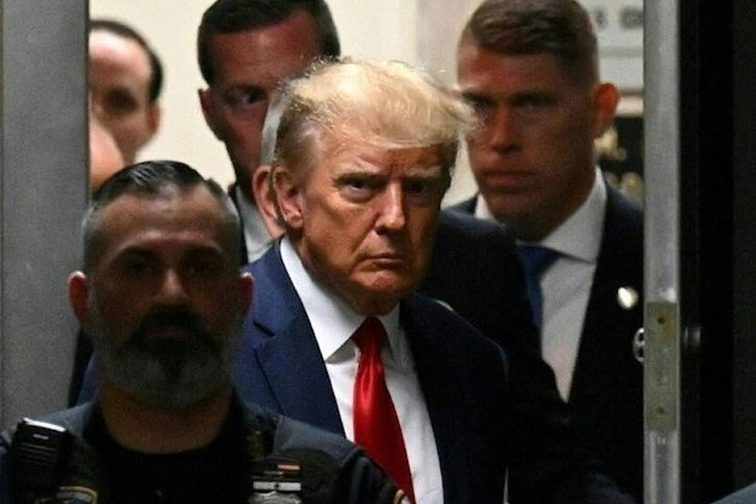 President Biden: Not indicted
President Obama: Not indicted
Hillary Clinton: Not indicted
Nancy Pelosi: Not indicted
Chuck Schumer: Not indicted
Adam Schiff: Not indicted
Aunt Teefa: Not indicted
Hunter's laptop: Not indicted
Me: Not indicted
You: Not indicted
Her and him: Not