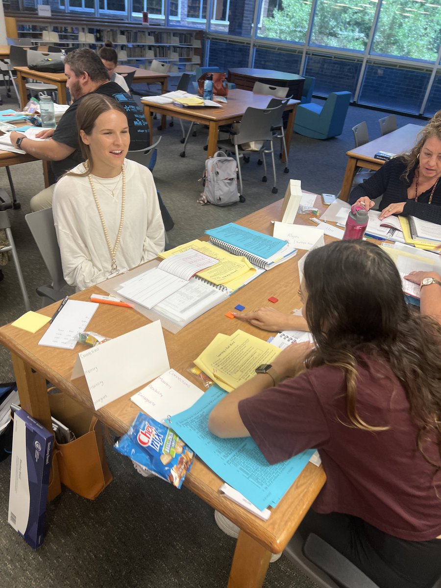 SBISDDyslexia's tweet photo. 👀Eye spy...👀dedicated educators learning about SOR &amp; @IMSEOG Comprehensive Plus methodology on their summer☀️ break. Cohort #4 of the school year!  Thank you @SBISD for investing in teachers professional development! @kristincraftTX @awolfeinnovate @jennifer_blaine https://t.co/BPxpNgmUPp