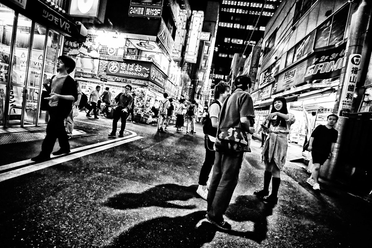 MEGACOLORPUNCH's tweet photo. #東京 #TOKYO #ストリートスナップ #写真 #streetphotography #foto #街 #夜景 #night #nightphotography #monochrome #夜 #blackandwhite #Alley #旅 #路上 #backstreet #秋葉原 #photography #superwideangle #散歩 #超広角 #stroll #モノクロ #bnw #streetsnap IMG_5771-111 https://t.co/jH7bmYFtxf