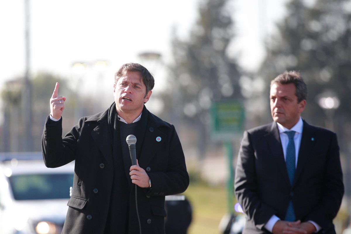 ZNVISION's tweet photo. .@Kicillofok presentó la base operativa de la Fuerza Barrial de Aproximación en Merlo
#baseoperativa #FuerzaBarrialdeAproximación #Kicillof #Merlo #seguridad
@Kicillofok https://t.co/Q59JVkSYRg