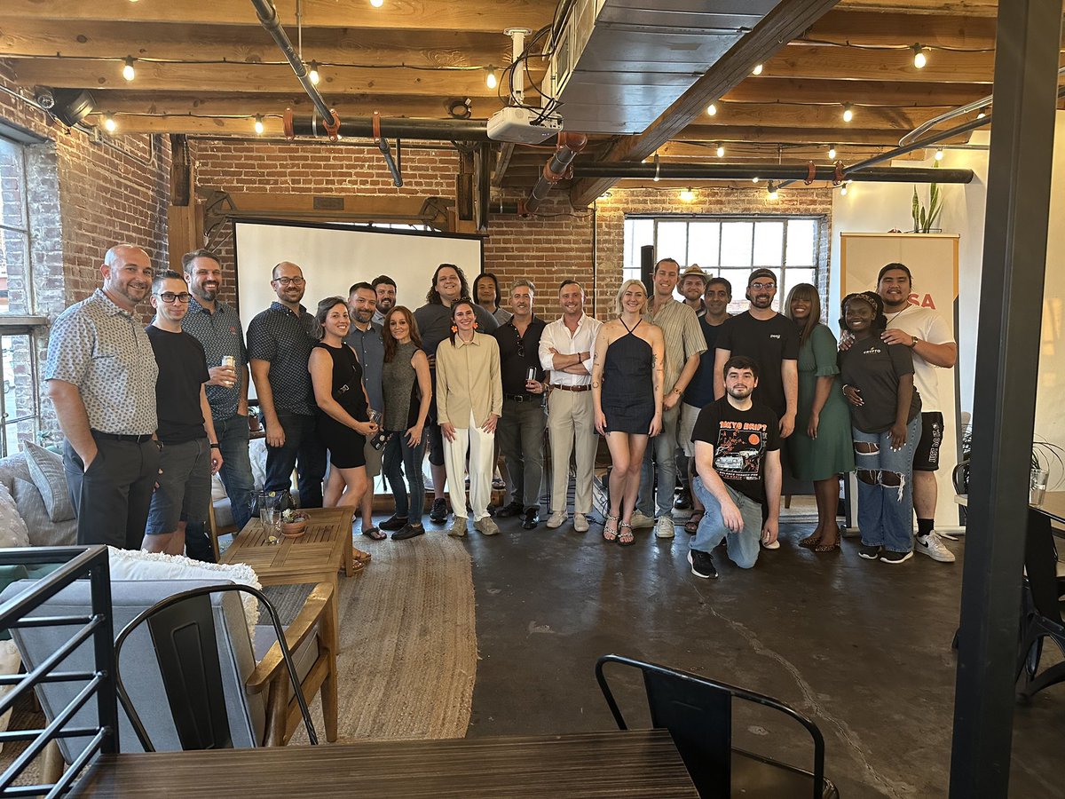 iDidntTellYa's tweet photo. Just wanted to give a shout-out &amp; a thank you to @tulsadao for allowing me to share the work we are doing @AmityAge at their Tulsa #Bitcoin  meetup tonight. Thank you to @WRB007 &amp; @cbspears for inviting me &amp; making this happen! I look forward to more cooperation in the future. https://t.co/P2ipAH7F2d