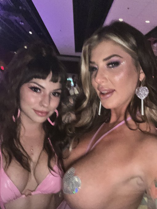 @EXXXOTICA @Loree_alterna @WreccItRalph @itscassidyluxe @LollyDamesXXX @inkedvixensxxx 2023 https://t<a class="tags" target="_blank" title="On Twitter" href="/?out=eyJ0eXAiOiJKV1QiLCJhbGciOiJIUzUxMiJ9.eyJpYXQiOjE3MjAyODg5NzIsImlzcyI6InR3cG9ybnN0YXJzLmNvbSIsIm5iZiI6MTcyMDI4ODk3MiwiZXhwIjoxNzUxODI0OTcyLCJyZWRpcmVjdF91cmwiOiJodHRwczovL3R3aXR0ZXIuY29tL0VYWFhPVElDQSJ9.CKaStNZ-jgG9cVkQlD_ZObmMY7XARhWmJtvq6Ci5hgpeJ7F2ywzSvMyBDNi2n--4JghkZyeLYS4JjaiajEjnog">@EXXXOTICA</a><a class="tags" target="_blank" title="On Twitter" href="/?out=eyJ0eXAiOiJKV1QiLCJhbGciOiJIUzUxMiJ9.eyJpYXQiOjE3MjAyODg5NzIsImlzcyI6InR3cG9ybnN0YXJzLmNvbSIsIm5iZiI6MTcyMDI4ODk3MiwiZXhwIjoxNzUxODI0OTcyLCJyZWRpcmVjdF91cmwiOiJodHRwczovL3R3aXR0ZXIuY29tL0xvcmVlX2FsdGVybmEifQ.qz3yDjiFRRwUhwHQI7LHFf-Fuwpi8RC-ZfUyjBwealL_TCLTydW5h9Nljop4qKiq9PT1_0zj95d5s9xVN2dQQQ">@Loree_alterna</a><a class="tags" target="_blank" title="On Twitter" href="/?out=eyJ0eXAiOiJKV1QiLCJhbGciOiJIUzUxMiJ9.eyJpYXQiOjE3MjAyODg5NzIsImlzcyI6InR3cG9ybnN0YXJzLmNvbSIsIm5iZiI6MTcyMDI4ODk3MiwiZXhwIjoxNzUxODI0OTcyLCJyZWRpcmVjdF91cmwiOiJodHRwczovL3R3aXR0ZXIuY29tL1dyZWNjSXRSYWxwaCJ9.aL9YlSiR5TkVsI6IHrtyH_4qLJ4MiQ7w4Fj0f0d2SN_d6lOP4PvpQl4bbLLrVi6vcWDqzOkPfYZz8E4b5Mjs1w">@WreccItRalph</a><a class="tags" href="/tag/itscassidyluxe">@itscassidyluxe</a>