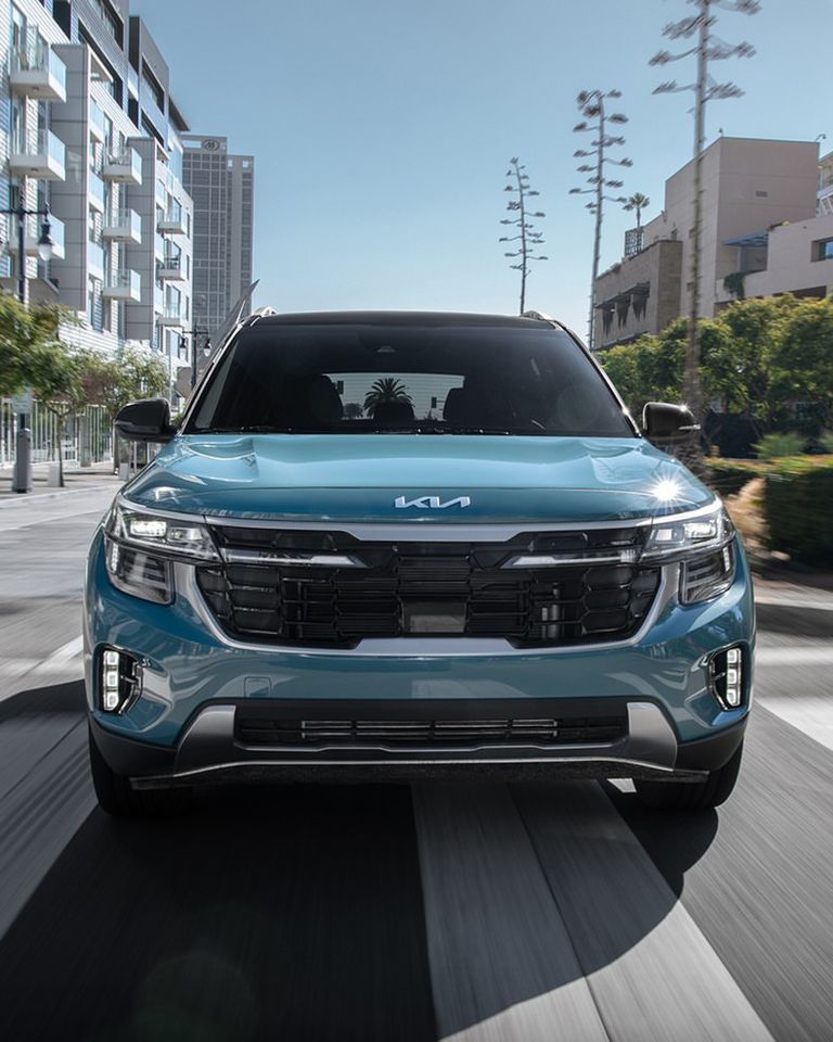 KiaofTemecula's tweet photo. The intersection of capable and comfort.
#KiaSeltos 📷: Kia America https://t.co/q5mnZsRtyc