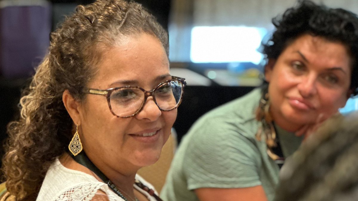 carnegielearn's tweet image. Start your engines (and your minds) 🧠 #LitForAll Day 3 begins NOW! 🏁

Who&apos;s ready for another day of meaningful connections, engaging workshop sessions, and learning how to create lifelong readers and critical thinkers? 📚💡

#TNI2023