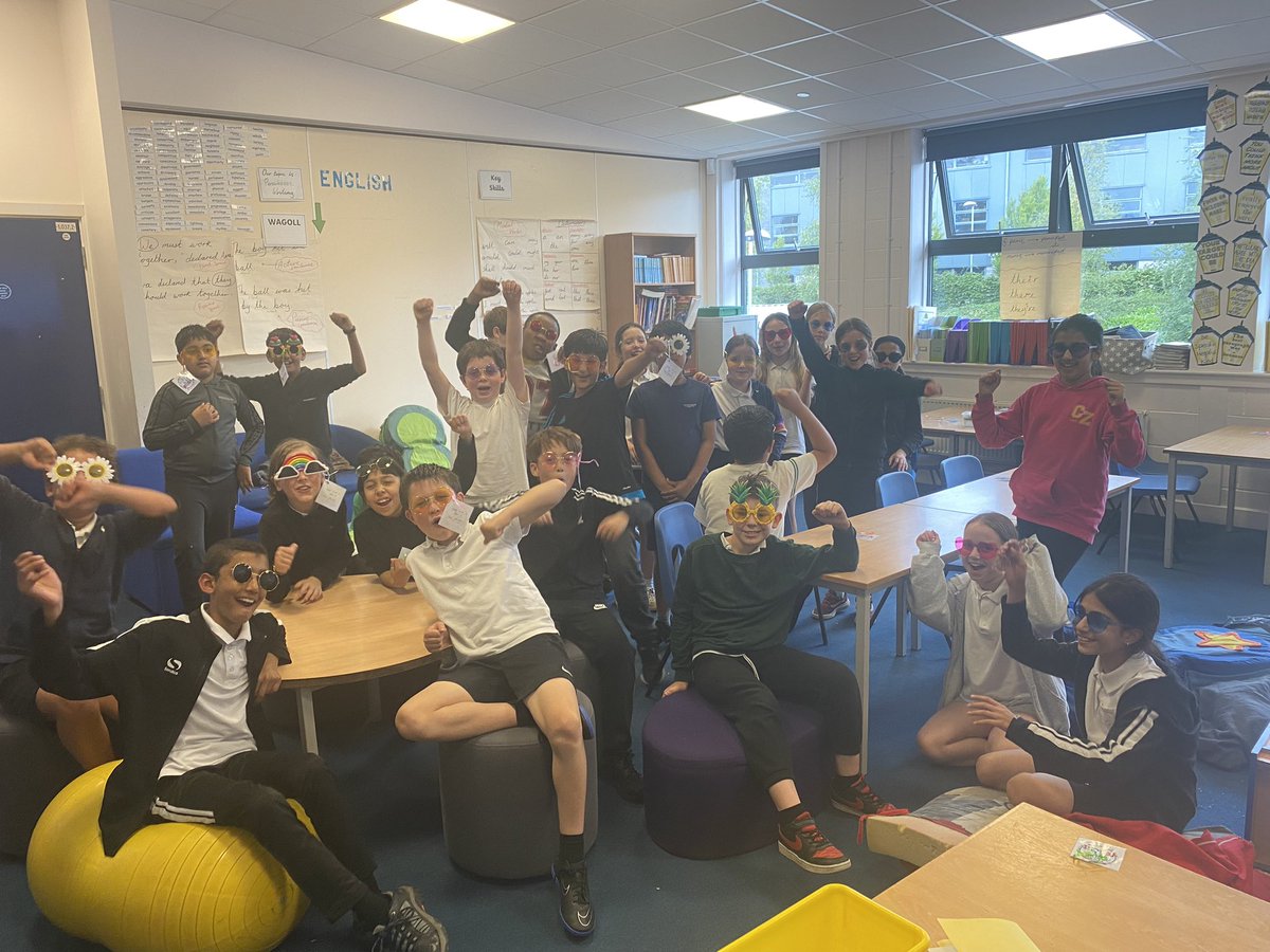 class5aWLP's tweet photo. 5A love their sunglasses 😎 I think they have a very bright future so I gave them sunglasses to help them along 😂 https://t.co/4fmx0ImYC5