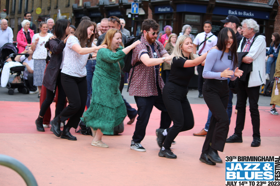 Five festival days gone and just another five to go, and there's a lot more great music to come!

Here's what's on the Jazz &amp; Blues menu today:
birminghamjazzfestival.com/calendar

📸: Tim Bishop

#BJBFESTIVAL #jazzmusicians #bluesmusic #brum #westmidlands #visitbirmingham