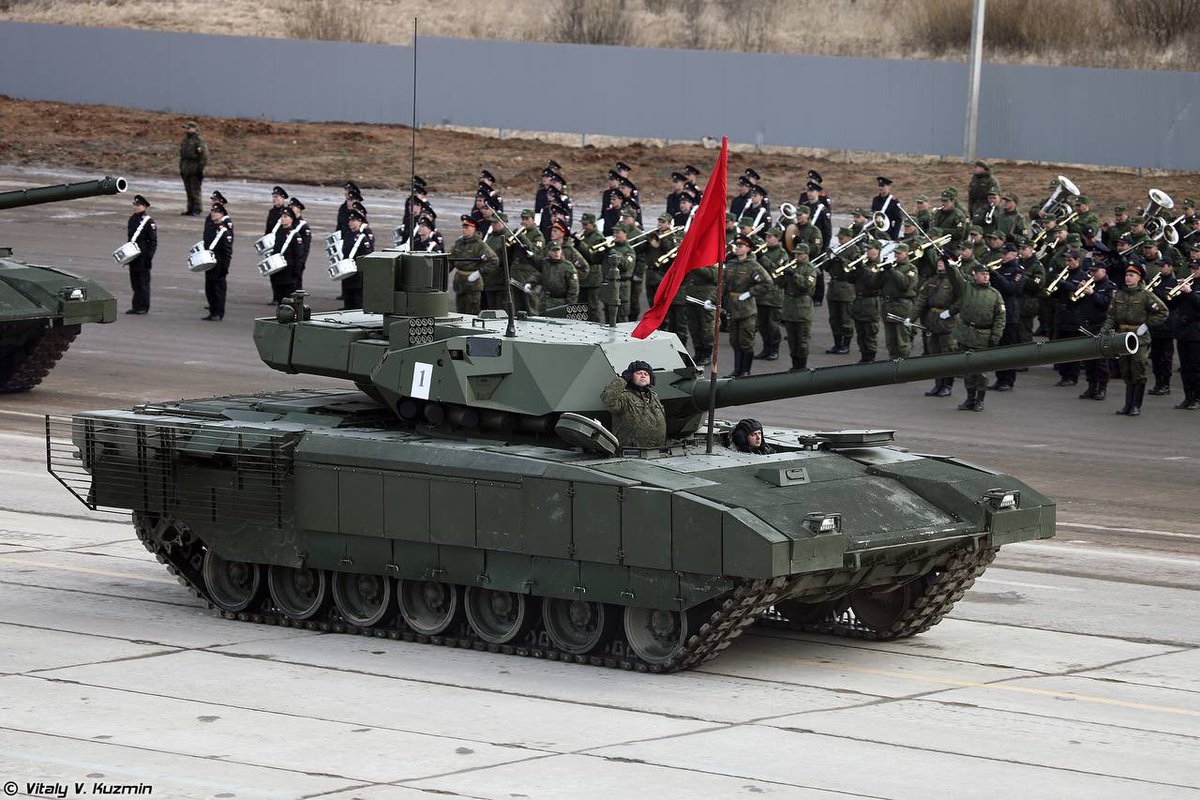 ⚡️Russian sources report the use of the 🇷🇺Russian T-14 "Armata" tank

According to the publication's source, several units of the latest tanks allegedly took part in the battle for testing. Then the machines were withdrawn from the front line.

😱😱😂