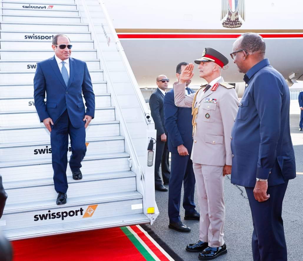 EgyptEmbNairobi's tweet photo. زيارة السيد رئيس الجمهورية لكينيا ومشاركة سيادته فى قمة منتصف المدة التنسيقية الخامسة للاتحاد الأفريقى. https://t.co/o9KqBrjXmk