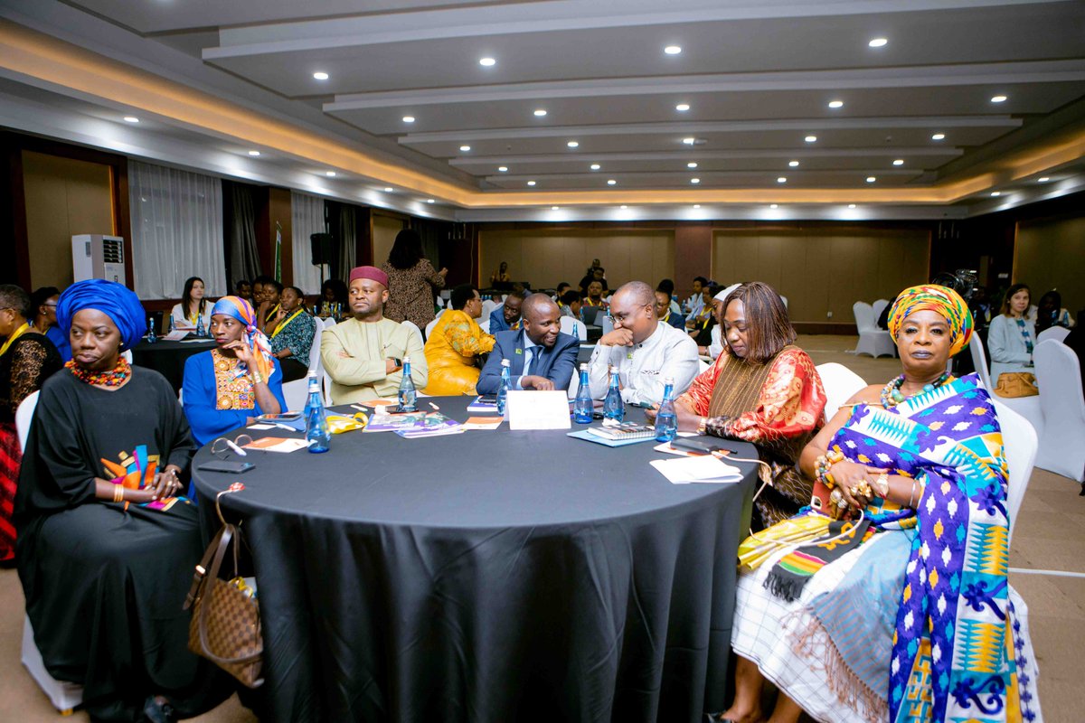 KimKamasa's tweet image. It was an honor for me to facilitate the forum that examined &quot;The status of women involvement in the agrifood systems&quot; co-hosted by @FAORwanda and @unwomenrwanda as part of #WD2023 series of events.  Thank @CoumbaDSow &amp;amp; @JennetKem for your leadership.