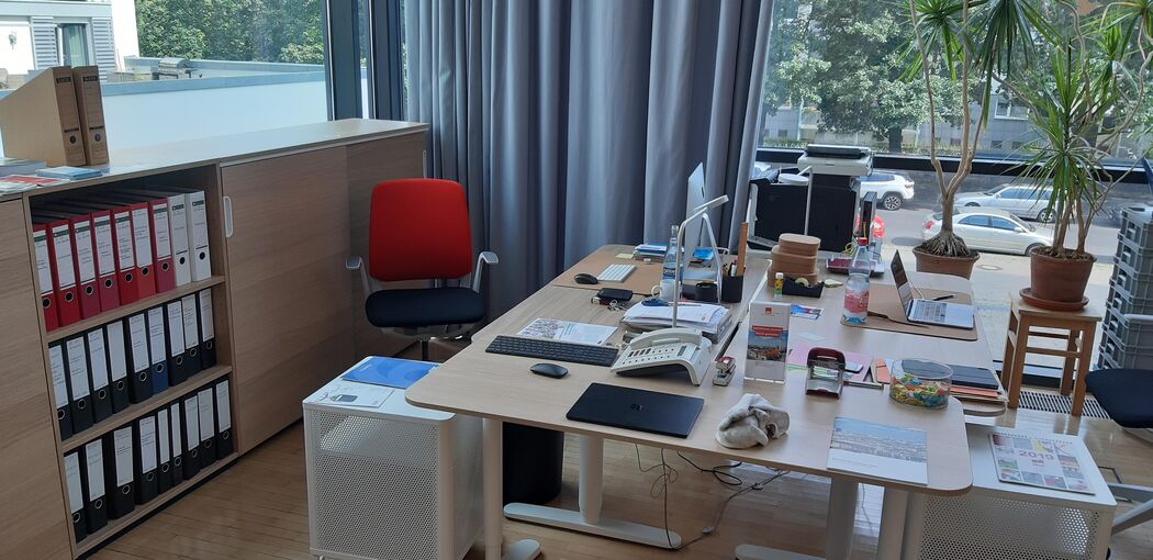 Die SPD-Fraktion in der #bvvmitte sucht Verstärkung im Büro mit Fokus auf #Öffentlichkeitsarbeit (Vollzeit oder Teilzeit). Wir freuen uns auf deine Bewerbung bis zum 13.08.2023!
Alle Infos hier 👇
spd-fraktion-mitte.de/meldungen/wir-…