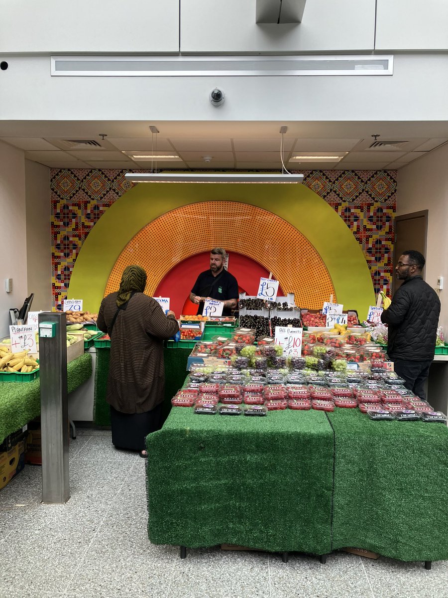 Kenny - Director of Estates and Facilities (@k_hanlon_adrlh) on Twitter photo Morning all gentle reminder fruit and vegetables available today RLH 👍👍👍👍<a href="/FiveadayG/">Fiveaday.greengrocer</a> <a href="/NHSBartsHealth/">Barts Health</a> <a href="/EliorRoyalLond1/">Elior@RoyalLondonHospital</a> @RoyalLondonHosp Morning all gentle reminder fruit and vegetables available today RLH 👍👍👍👍<a href="/FiveadayG/">Fiveaday.greengrocer</a> <a href="/NHSBartsHealth/">Barts Health</a> <a href="/EliorRoyalLond1/">Elior@RoyalLondonHospital</a> @RoyalLondonHosp