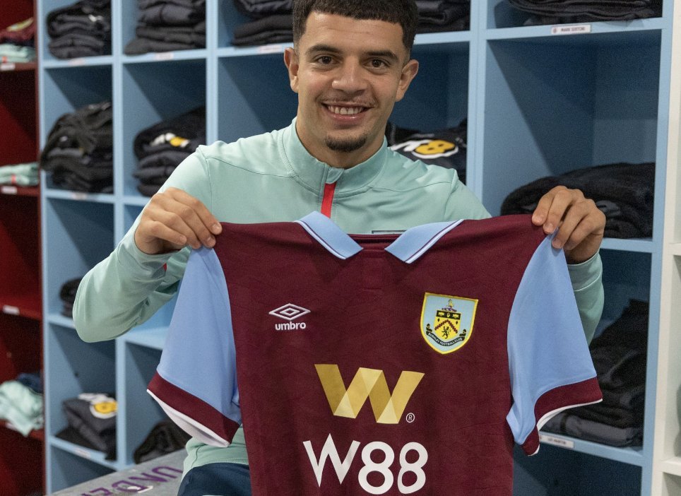 Transfer News Central on Twitter: "OFFICIAL: Burnley have signed striker Zeki Amdouni from Basel for £15m on a five-year contract. https://t.co/1iVpK7bV9t" / Twitter