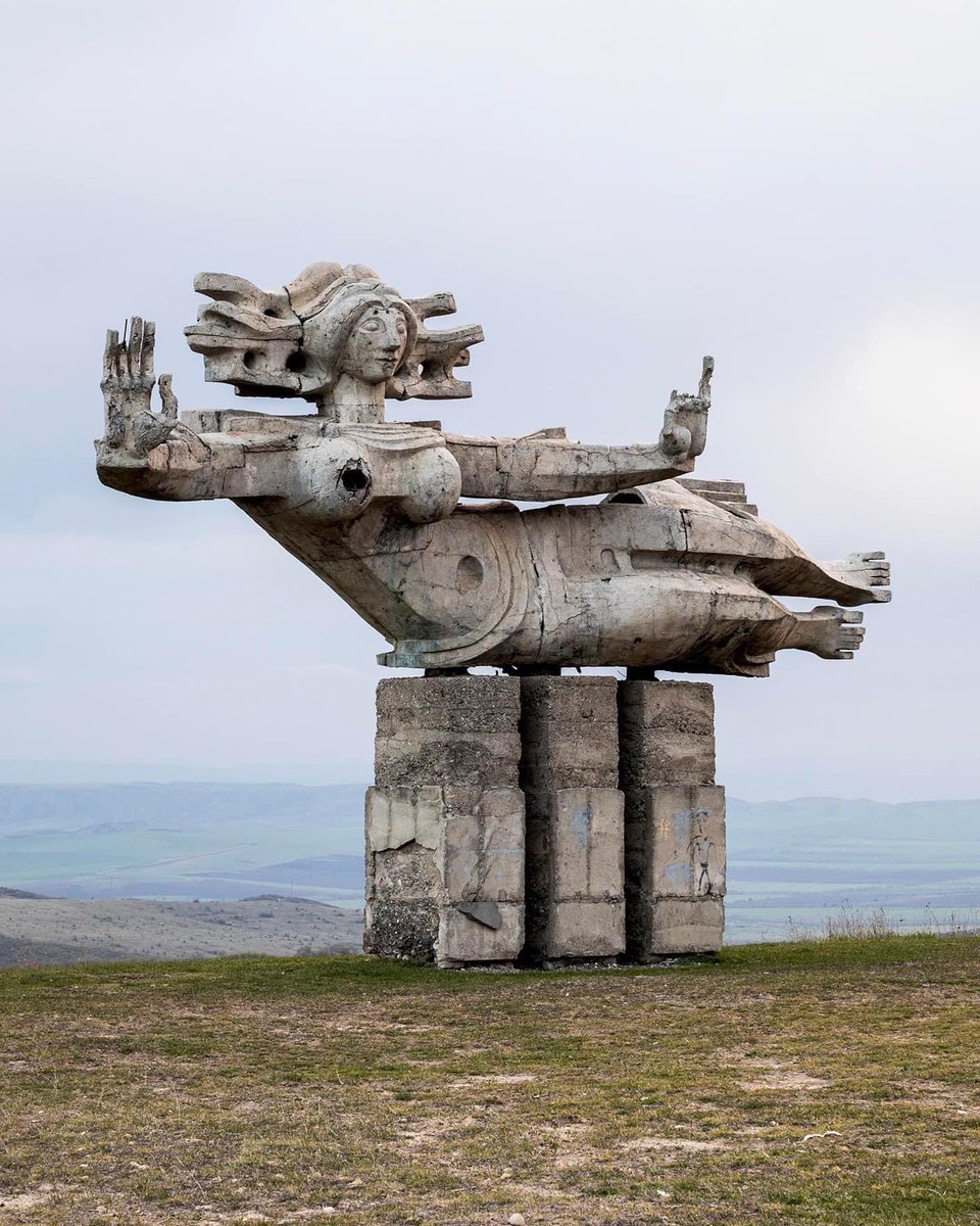 SouthCaucasus's tweet photo. "Woman of the World" in Kakheti (Georgia). The sculpture is installed next to the park dedicated to those who died in the Second World War.

Monument “Peace”, built in the 1970s. Zemo Magharo, Georgia.
Photo: Stefano Perego

1/2 https://t.co/5fB6pM1HRz