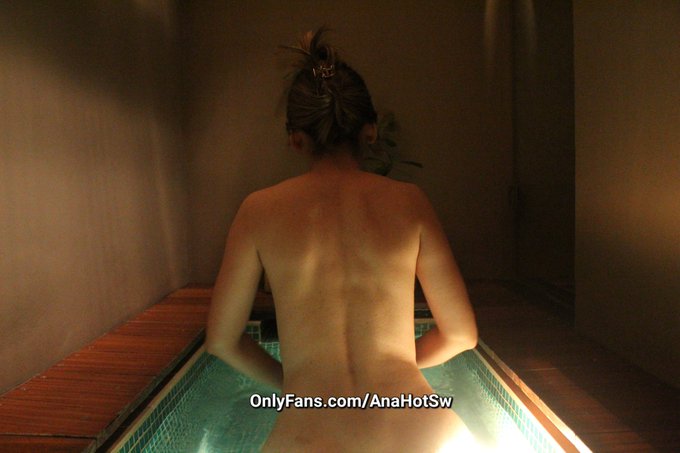 Hoy toca relajarse 😏😏👌 #OnlyFans #Swinger https://t.co/GOzsSL2yJ3<a href="/tag/onlyfans"class="tags">#OnlyFans</a><a href="/tag/swinger"class="tags">#Swinger</a>