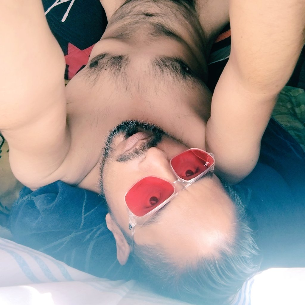 #Gay #hombressexys #GayPachuca #hairymen #velludo #gymbro #Selfie #Sexy #hombrescalientes #sexualenergy #hotgaymen #fuckinboy #nudenails