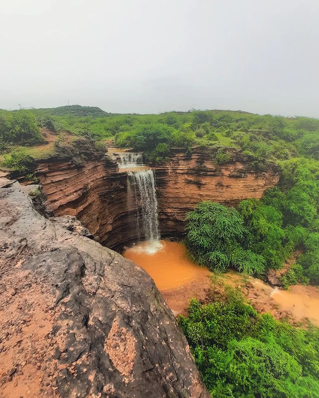 Magnificent Kutch and its tale's in monsoon season.

📸 | <a href="/nandangor/">nandan gor</a> 
📍 | Tapkeshwari, Bhuj, Kutch

@Bhujmahiti <a href="/GujaratTourism/">Gujarat Tourism</a> <a href="/InfoGujarat/">Gujarat Information</a> <a href="/narendramodi/">Narendra Modi</a>