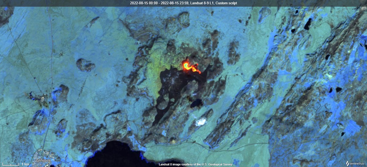 SHS_Space's tweet photo. #volcano 🇮🇸🌋Landsat-8/9 images of #Fagradalsfjall. Comparison of 2022 and 2023 eruptions. Top row SWIR; bottom row TIR.  Left hand side 15-Aug-2022; right hand side 18-Jul-23. Difference between eruptions clearly visible. (Data @sentinel_hub, @USGS) https://t.co/uPJ1KKhfl1