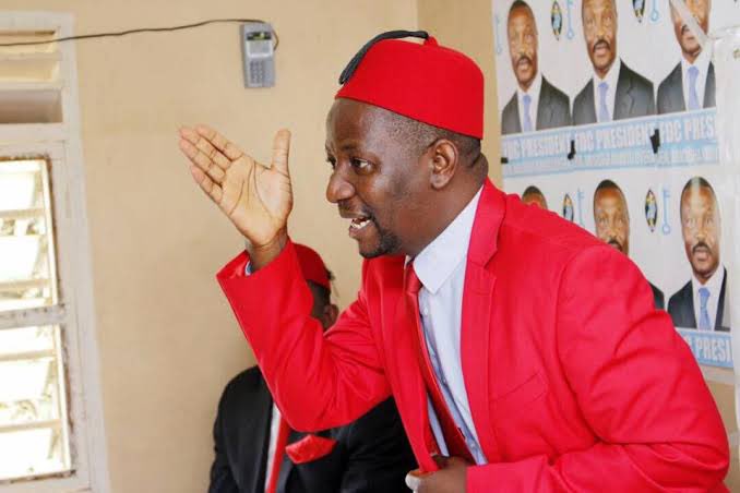 harderHB's tweet photo. Ssemujju will turn out to be the biggest liar, Hypocrite and seek out than he thinks that we all don’t know. 1. How has Besigye and Group been Paying Katonga offices for this Long? 2. How come Katonga never gets raided like it is at Najjanankumbi? 3. Was in 2021 the first time FDC received the alleged 7 billion? 4. In the Age Limit saga, at the verge of Voting, Ssemujju and a few others created scene that led to their suspension even when they knew that it was a game of numbers… how come this scene was successful even when he knew that even if Plus 1, would come close to denying NRM the 2/3 to break the passing of the Motion.

This Nyokory and Gallery Politics should not be hidden in foxes hiding in sheep skin.

Nganda should find another alternative of ousting POA and Nandala other than hiding in being clean yet he’s well aware that his group is too weak and isolated to defeat Amuriat yet they want to kick him out.