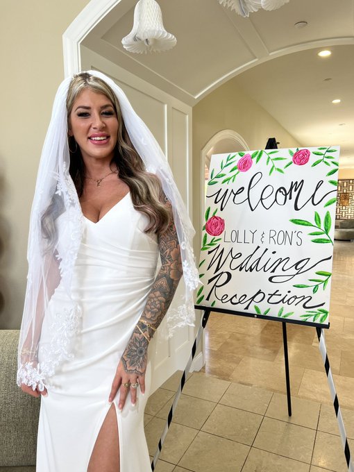 Slutty bride can&rsquo;t keep my legs closed https://t.co/5AQosCUNVJ<a href="/tag/newprofilepic"class="tags"><span>#newprofilepic</span></a>