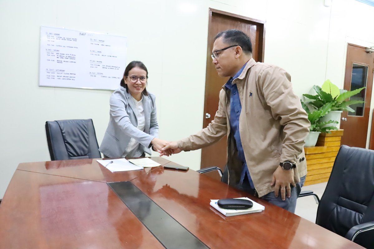 CMUofficial's tweet photo. https://t.co/A8qn2NhxMl
#cmu #moasigning #philippinecollegefoundation #centralmindanaouniversity https://t.co/tIcMbXYvtX