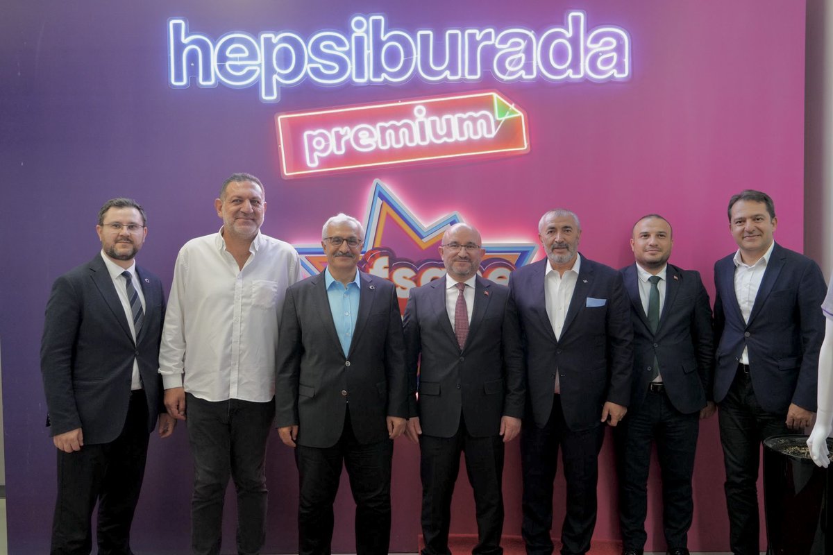 Ülkemizin Unıcorn firmalarından olan, Nasdaq'ta halka açılan ilk Türk şirketi Hepsiburada’nın Gebze’de yer alan akıllı lojistik merkezini ziyaret ederek yapılabilecek işbirlikleri hakkında görüşme gerçekleştirdik.

<a href="/hepsiburada/">Hepsiburada</a> 

📍Kocaeli