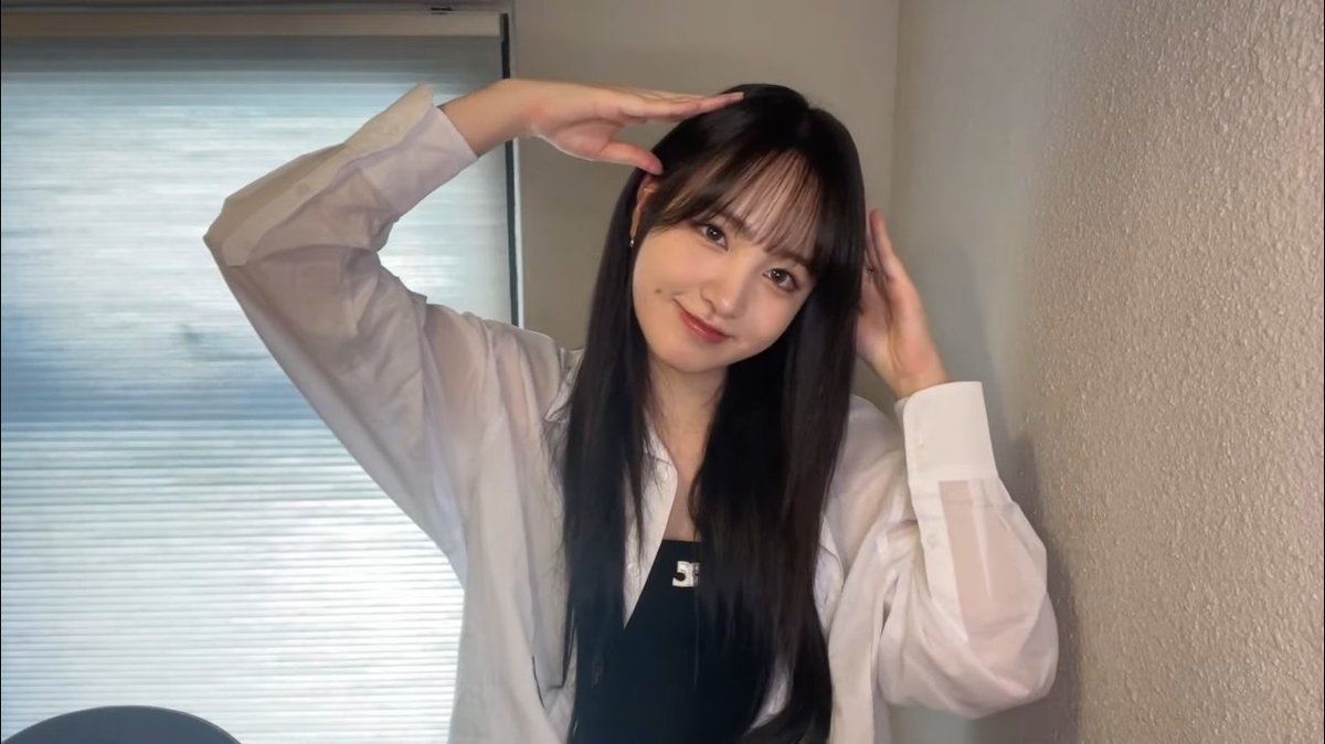 ivepics_'s tweet photo. liz youtube live https://t.co/e6jxUgFd5f