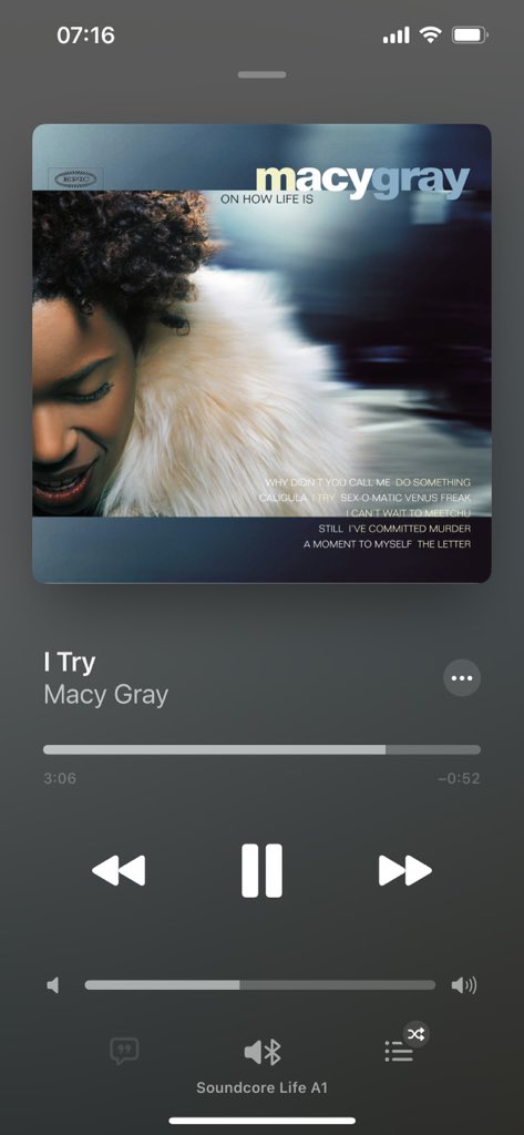 Mitten d'Amour tweet media