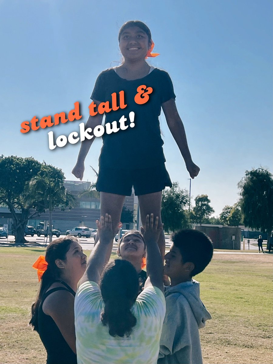 del_sol_cheer's tweet photo. Learning every practice!!!
#DelSolSquad #DSHSCHEER2023 #Jaguars #DelSolHighSchool #MakingHistory https://t.co/byJvsQ8LLT