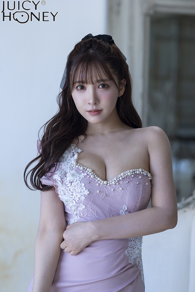 三上悠亜 ジューシーハニー plus9 カード