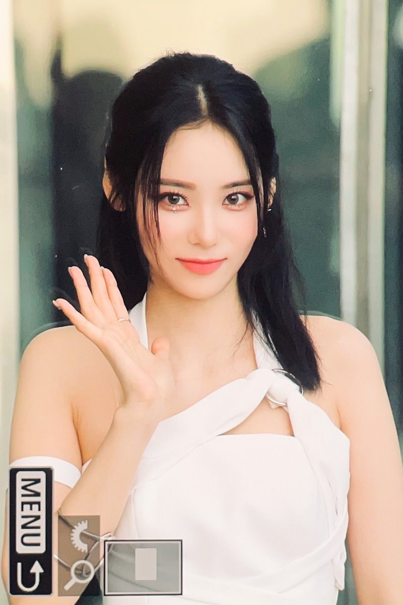 ๐๐ฅ๐๐๐ค ๐๐จ๐ข๐ tweet media