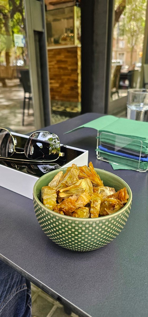 instagram.com/stories/bo_y_z…  local de una compañera rider enhorabuena 🔞💯