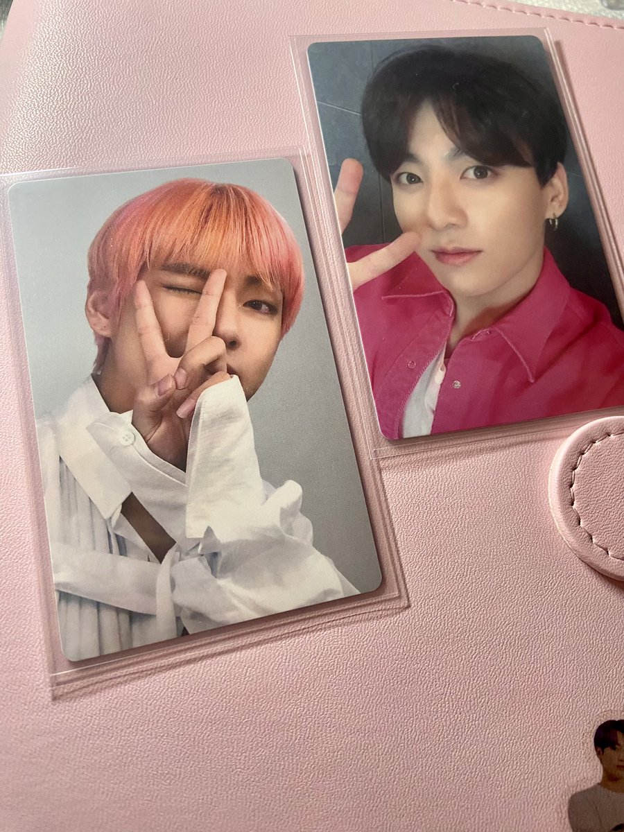 finniekoo's tweet photo. ༘♡ - today’s mail !
jk lights & tae fake love arrived safely 🥹 thank you so much for packing them securely ! i luv your packaging & the freebies ♡ til our next 💗
📮- #mailsfromdiva https://t.co/MxJyOfULVD